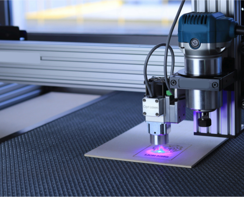 laser cutting in work