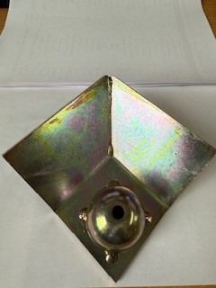 Two-Sided Steel Pallet Feet – KPF84 (118×118 mm Base, 50 mm Height)