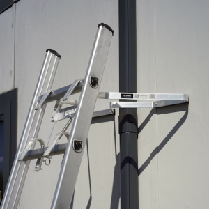 v shaped ladder stand off