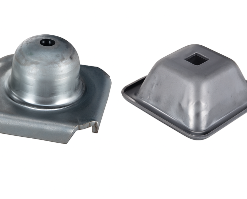 pallet feet and nesting plugs